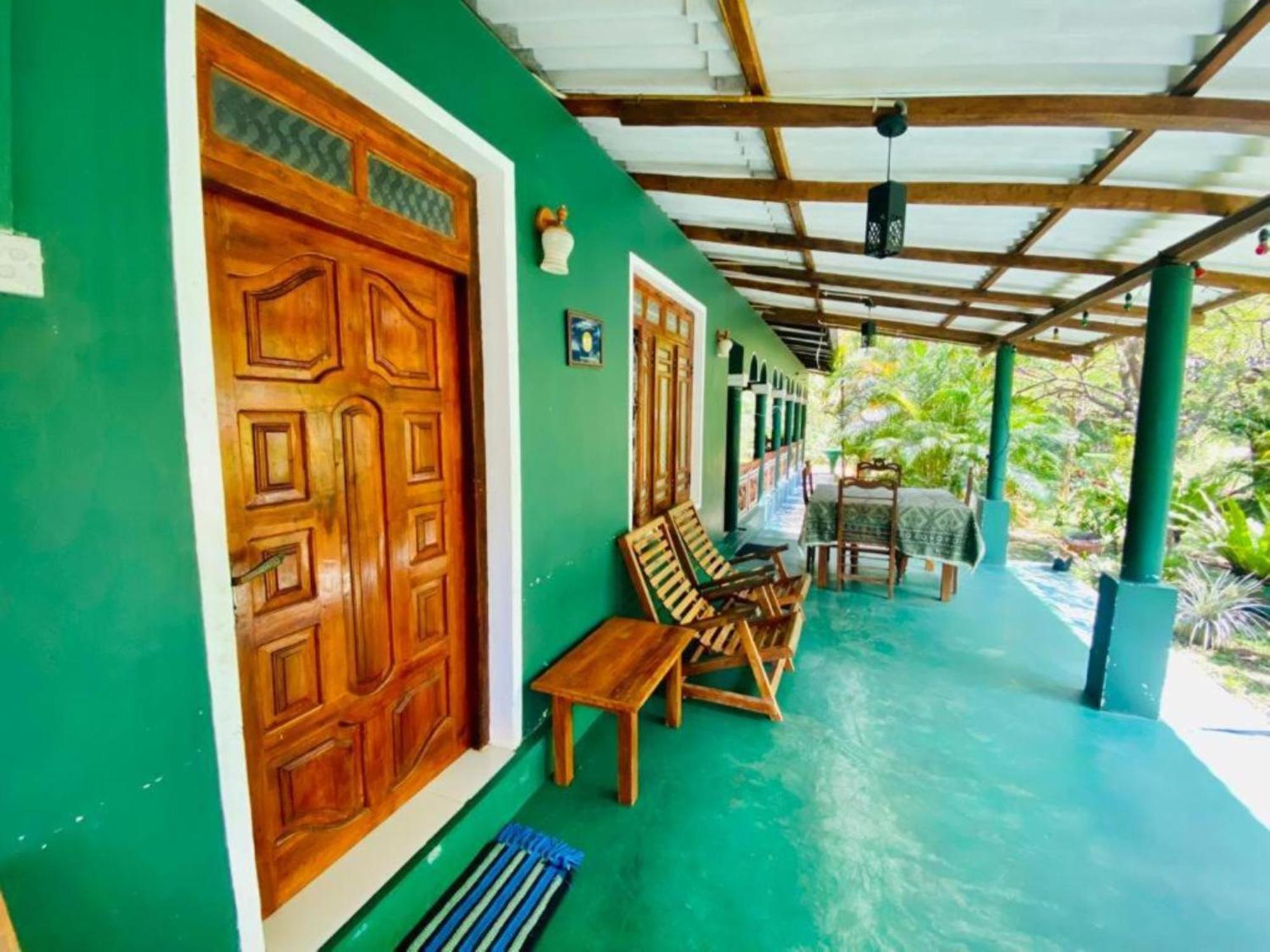 Rock Lake Home Stay Sigiriya Bagian luar foto