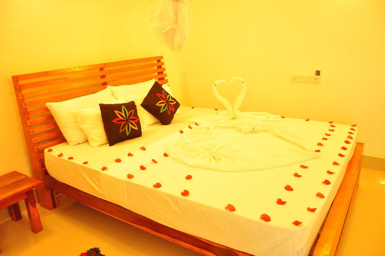 Rock Lake Home Stay Sigiriya Bagian luar foto