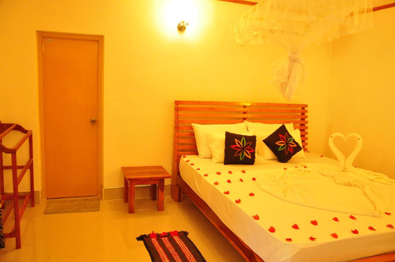 Rock Lake Home Stay Sigiriya Bagian luar foto
